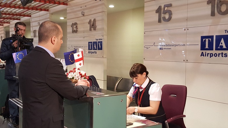 Gürcistan, Schengen'de  vizesiz seyahate başladı